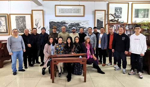 个山美术馆之琴画雅集